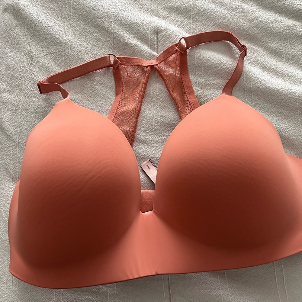 Brand new without tags, Victoria Secret razor back size 38DD